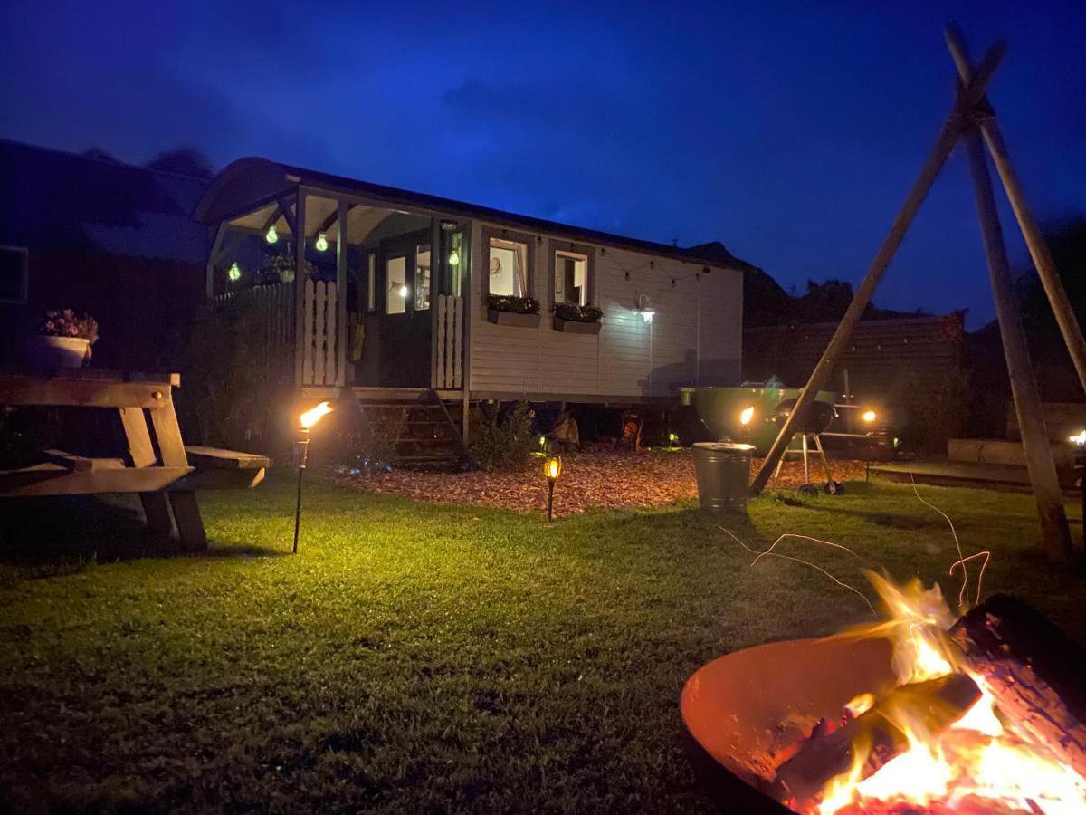 Pipowagen Mammaloe Bed & Breakfast Wijhe Exterior foto
